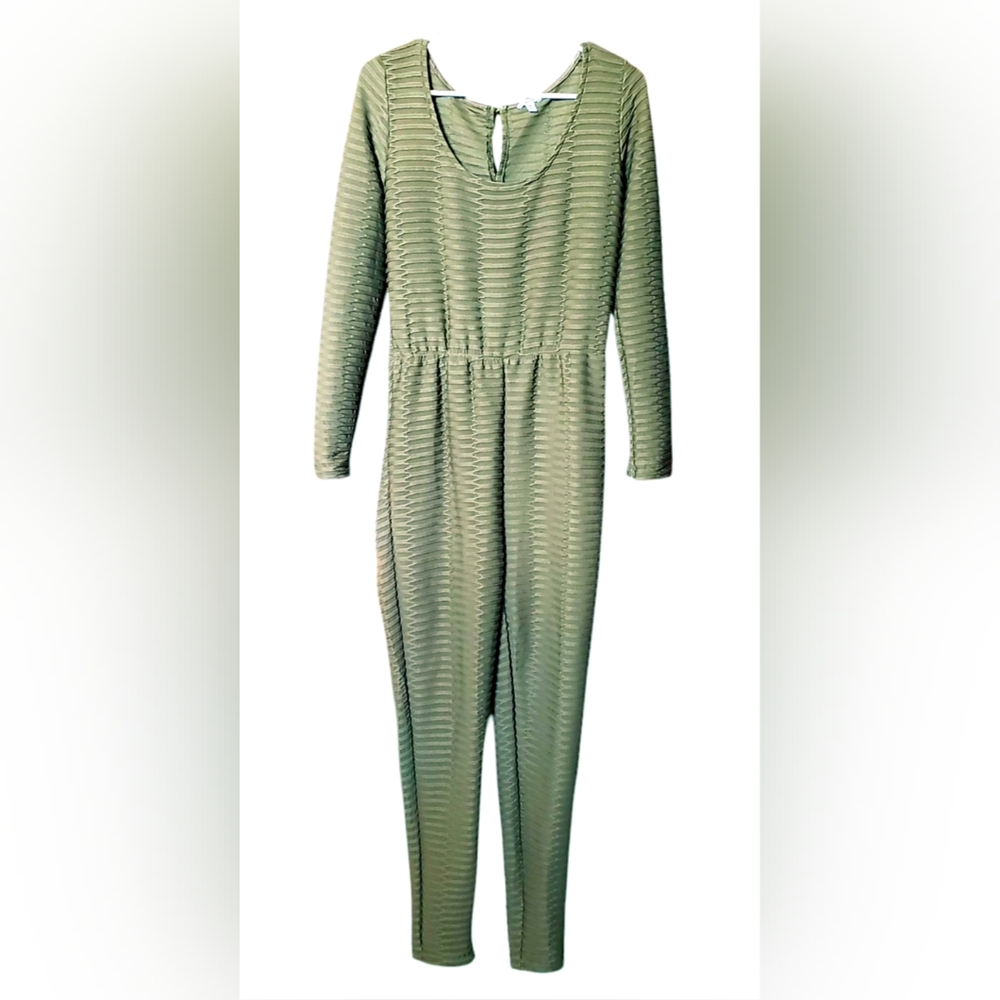 Fit In Army Green L/S Scrunch Butt Jumpsuit NWOT